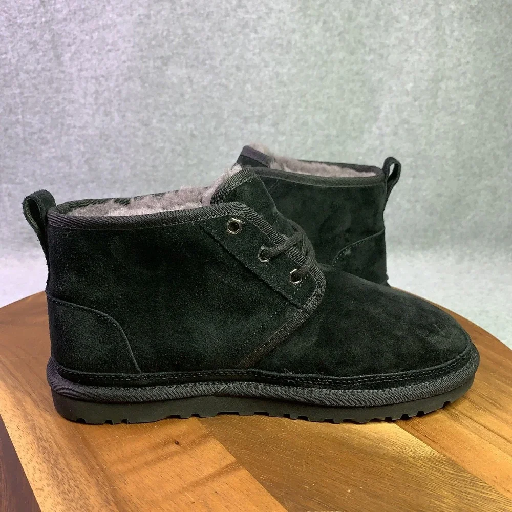 UGG Neumel Boots Mens Size 7 Black Suede Chukka Shearling Lined Ankle Casual EUC